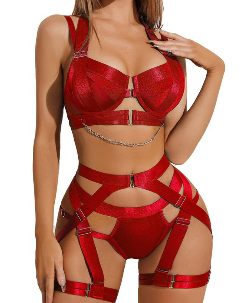 Strappy Chain Lingerie Set – Underwire Push-Up Garter Design