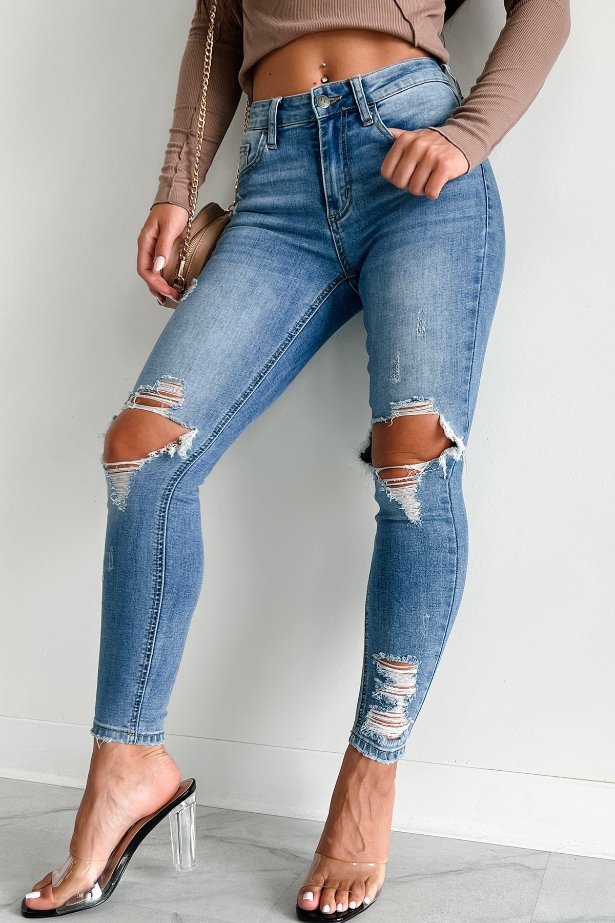 Shesways®Denver Mid-Rise Distressed Skinny Jeans (Medium Denim)