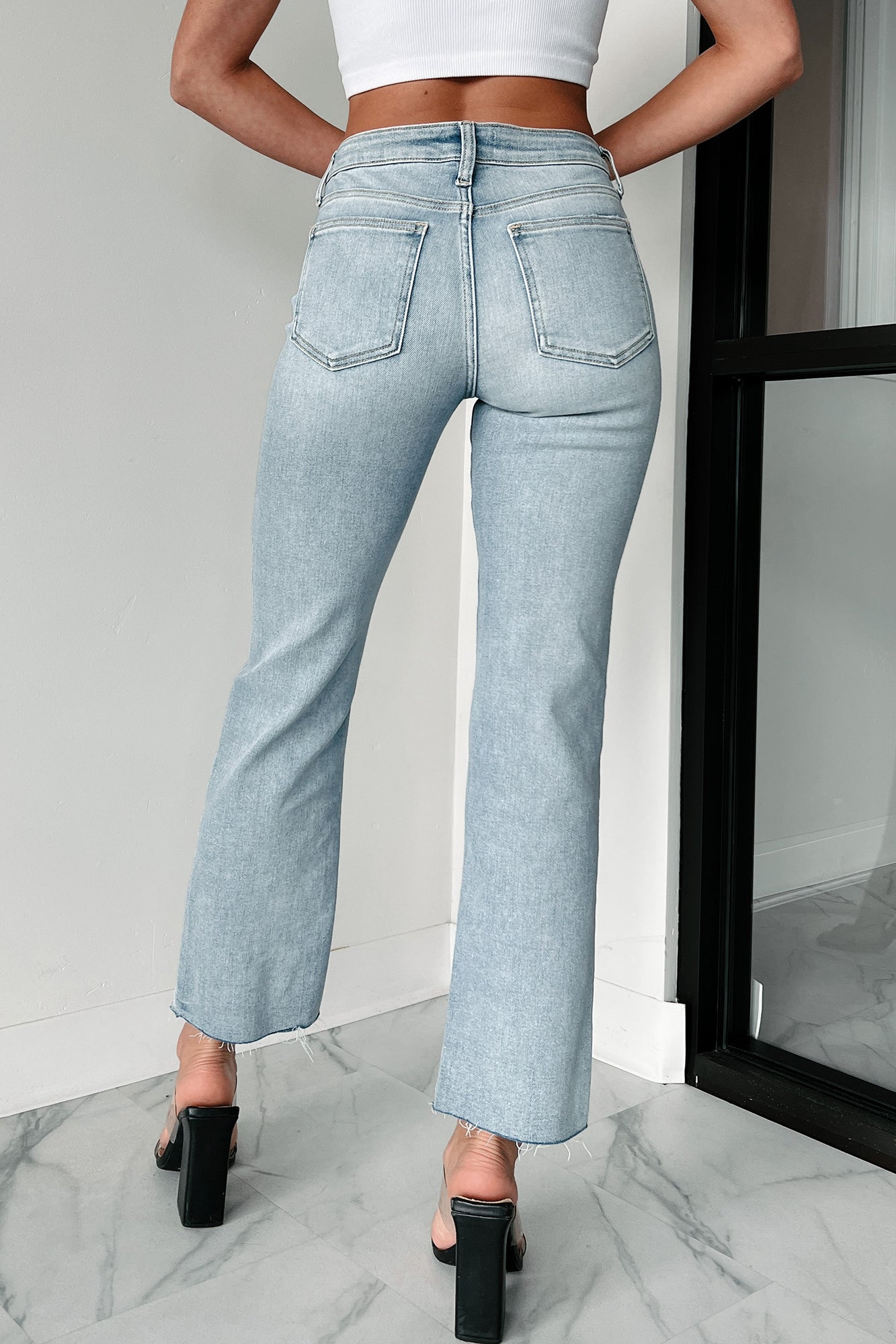 Shesways®Coen Mid-Rise Slim Straight Sneak Peek Jeans (Light Vintage)