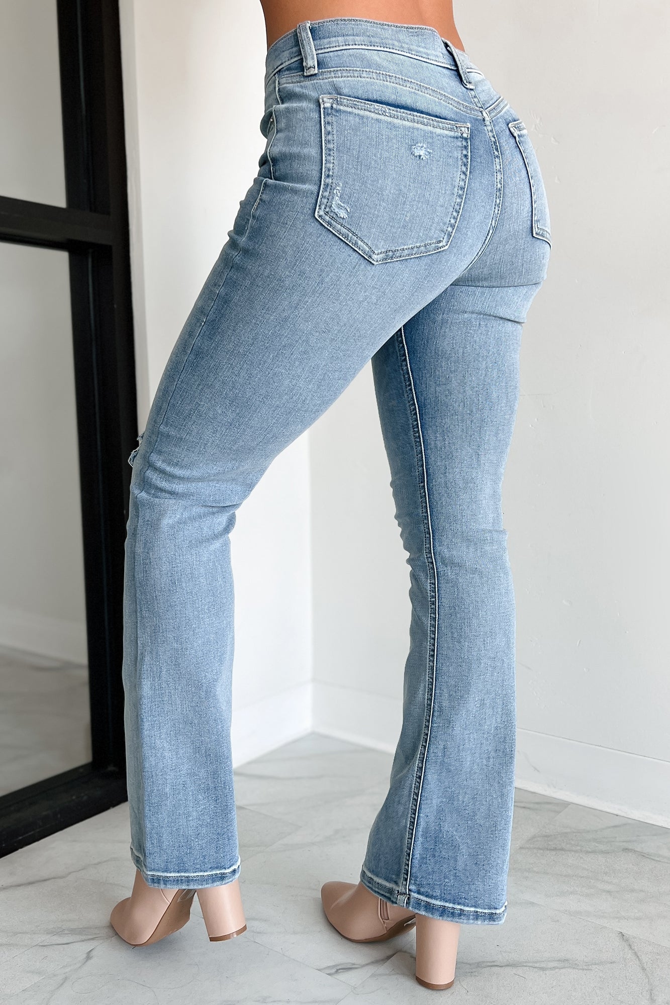 Shesways®Cressida Mid-Rise Sneak Peek Bootcut Jeans (Light Wash)